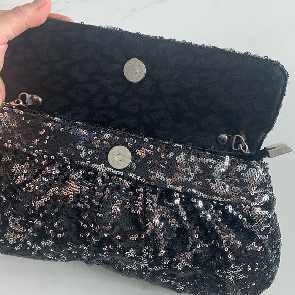 Nordstrom Sequin 2 length Chain Clutch - Picture 3 of 5